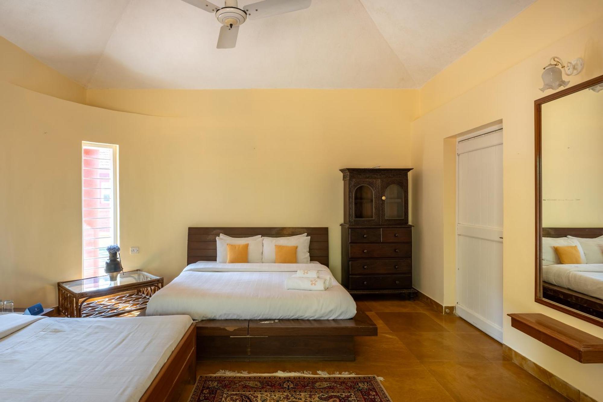 Saffronstays Garnet House Mahābaleshwar Kültér fotó