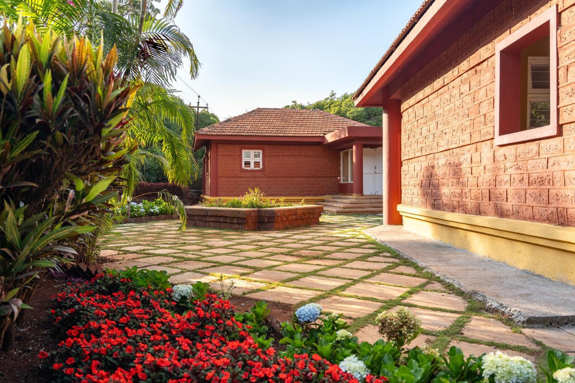 Saffronstays Garnet House Mahābaleshwar Kültér fotó