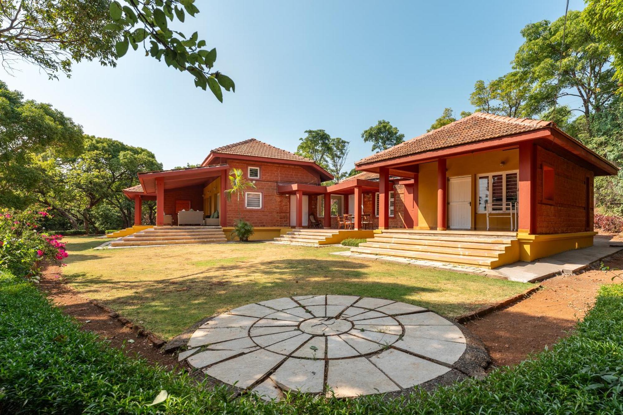 Saffronstays Garnet House Mahābaleshwar Kültér fotó